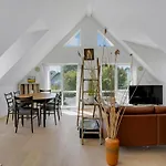 Cozy In With House Sea View 度假居 *