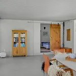 Cozy In With House Sea View 度假居