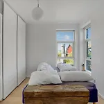 Cozy In With House Sea View 度假居