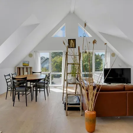 Cozy In With House Sea View בית נופש *
